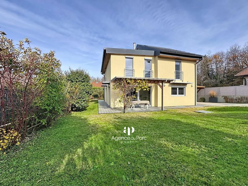 Maison - 165 m² - 6 pièces