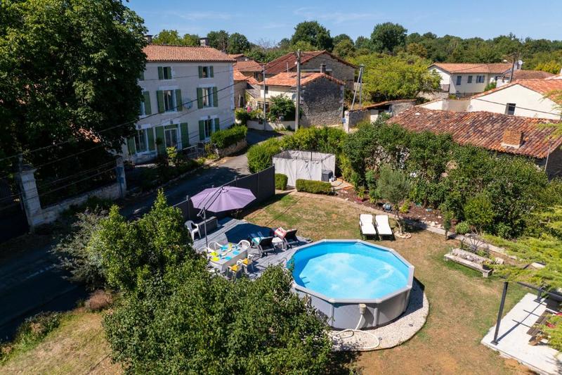 Maison - 148 m² - 8 pièces