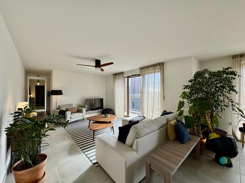 Appartement - 80 m² - 3 pièces