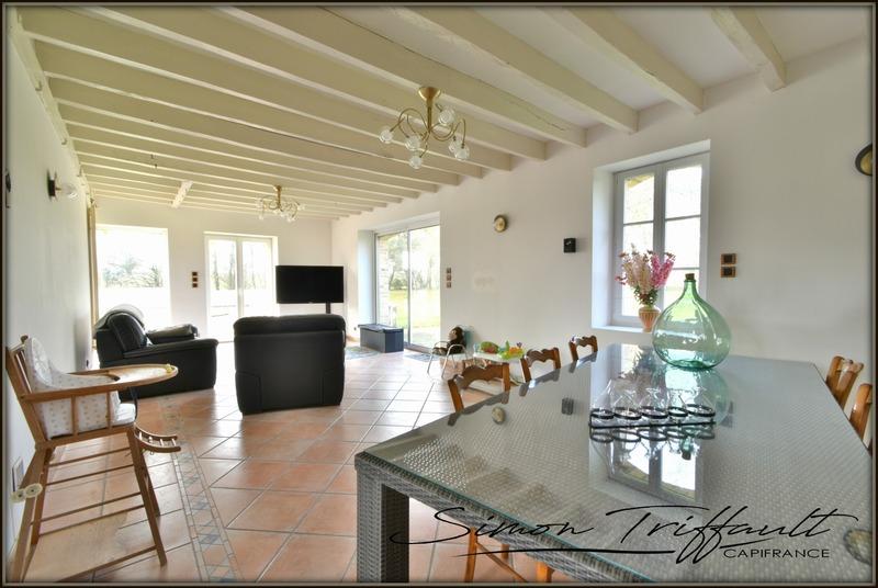 Maison bourgeoise - 255 m² - 8 pièces