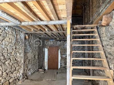 Grange - 137 m² - 4 pièces