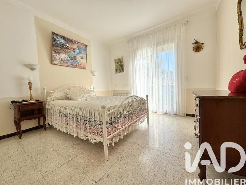 Maison - 174 m² - 7 pièces