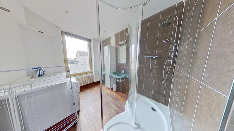 Duplex - 103 m² - 5 pièces