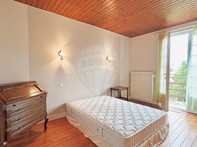 Maison - 138 m² - 7 pièces