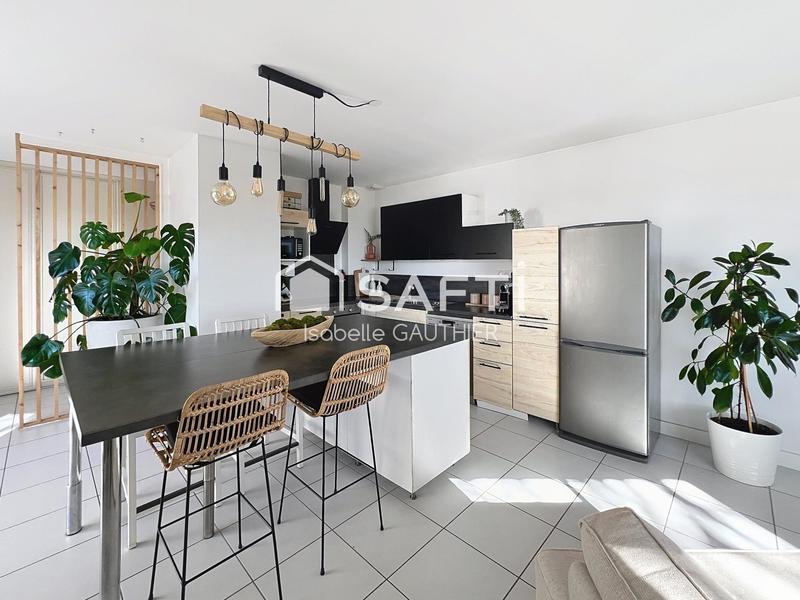 Appartement - 83 m² - 3 pièces