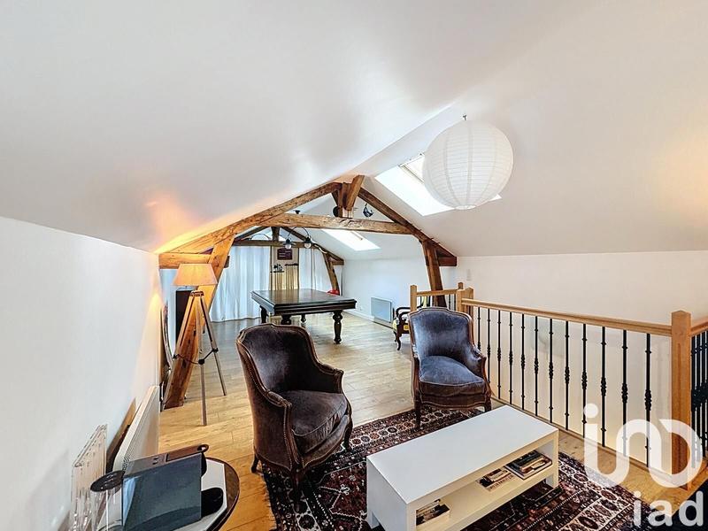 Maison - 230 m² - 6 pièces