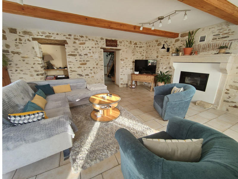 Maison - 205 m² - 6 pièces