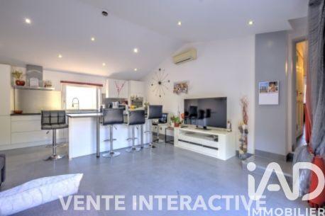 Maison - 240 m² - 5 pièces