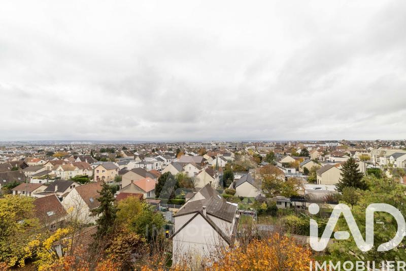 Appartement - 91 m² - 4 pièces