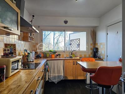 Appartement - 95 m² - 5 pièces