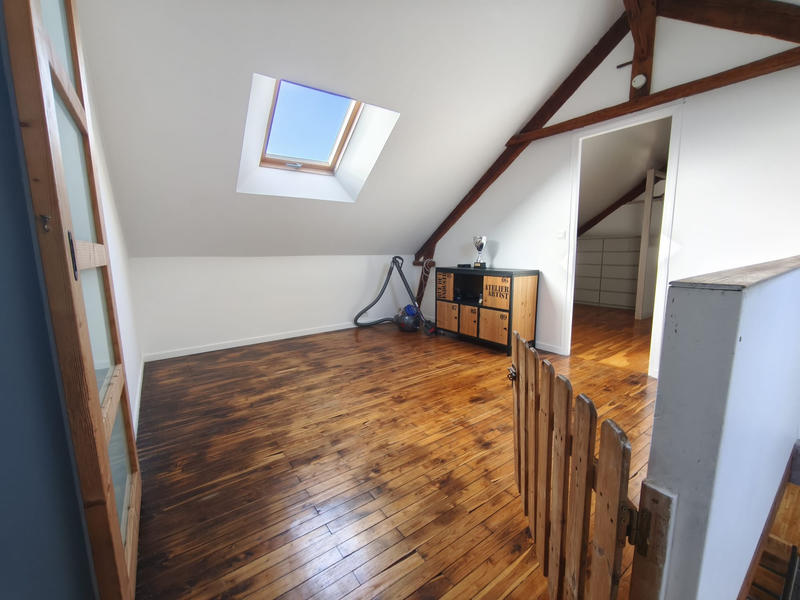 Mas - 236 m² - 8 pièces