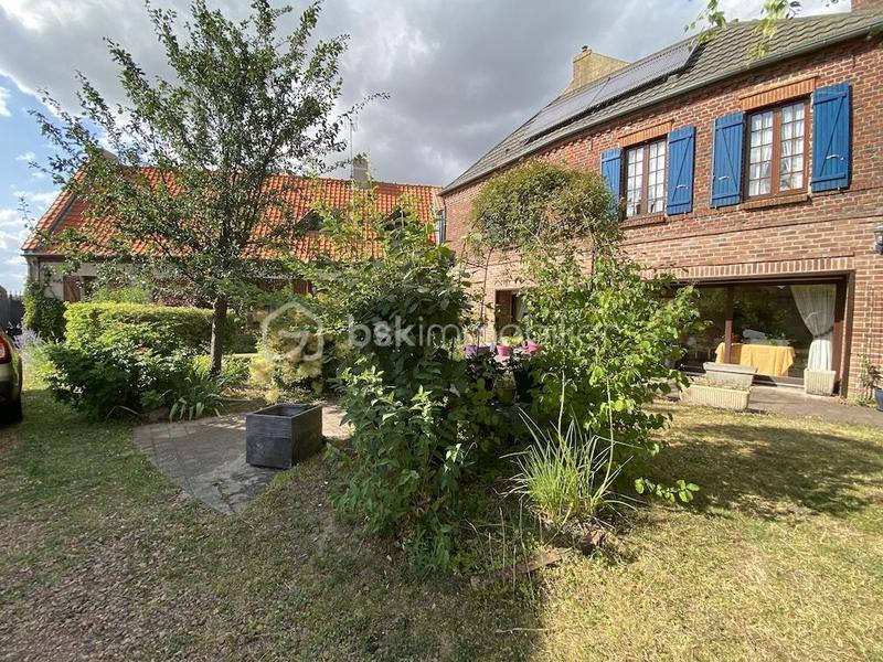 Maison ancienne - 195 m² - 8 pièces