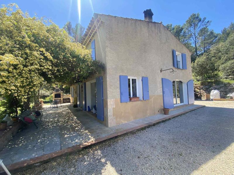 Maison - 182 m² - 8 pièces