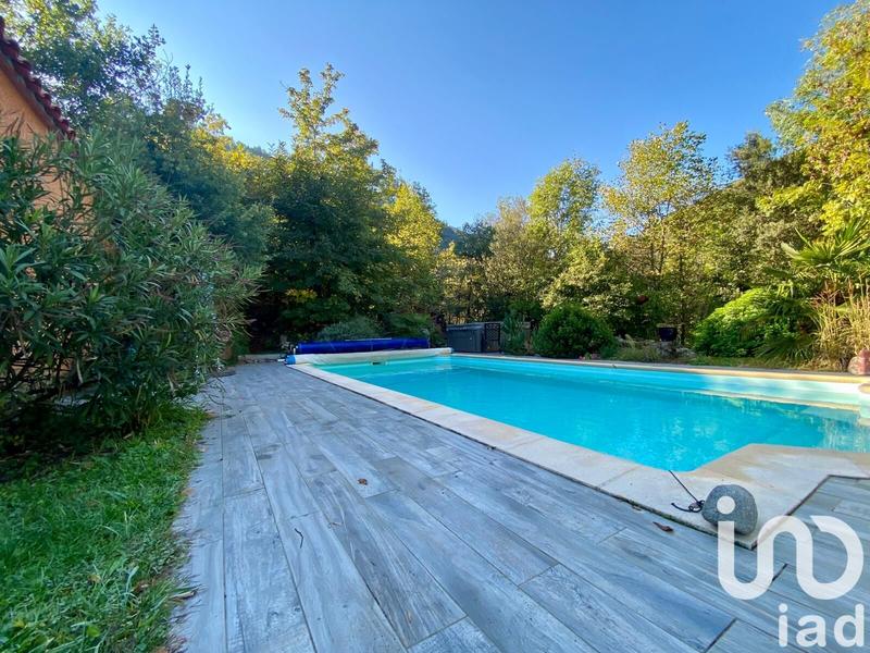 Maison - 183 m² - 5 pièces