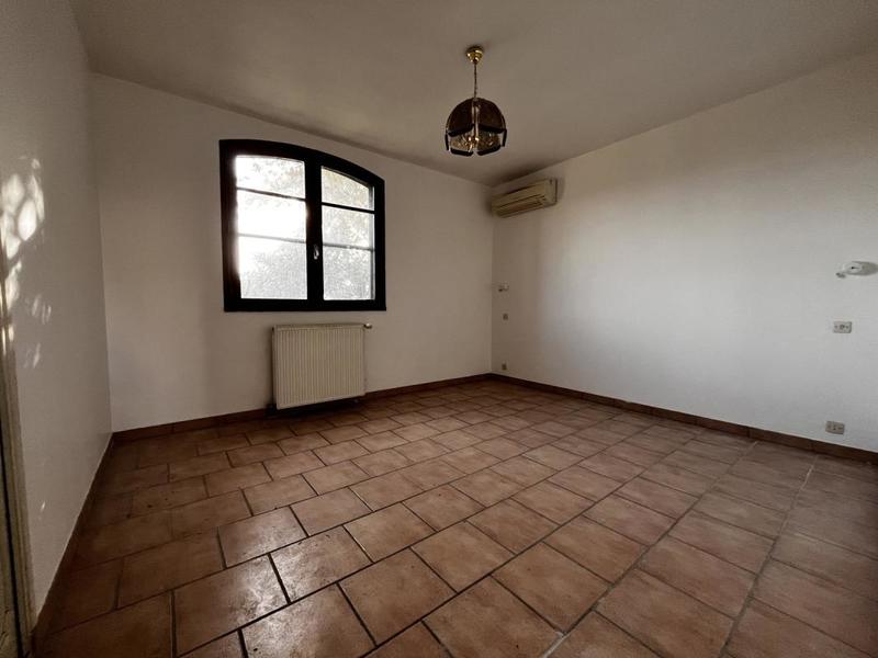 Maison - 160 m² - 8 pièces