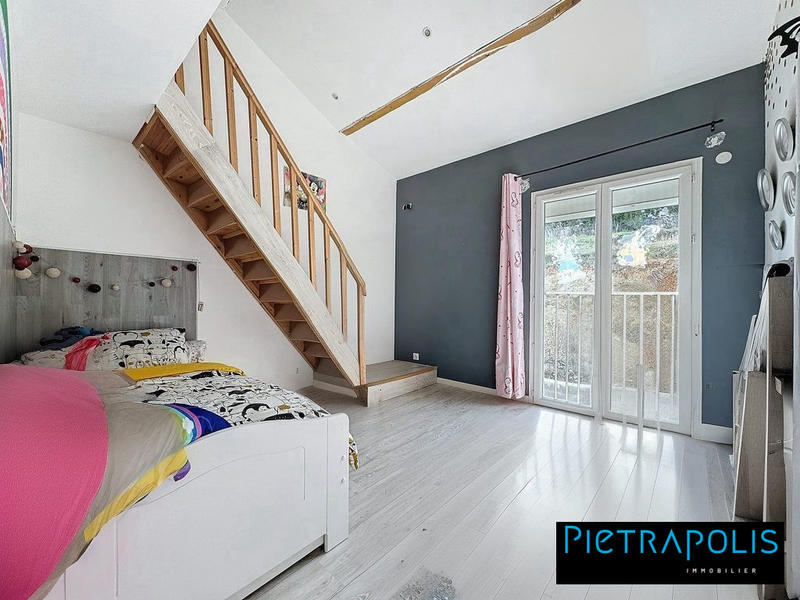 Maison - 148 m² - 7 pièces