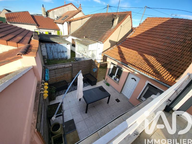 Maison de ville - 95 m² - 4 pièces