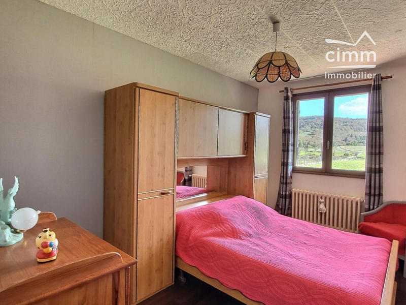 Maison - 215 m² - 7 pièces