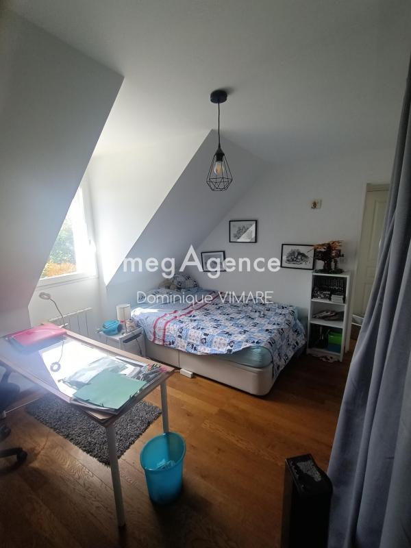 Pavillon - 156 m² - 7 pièces