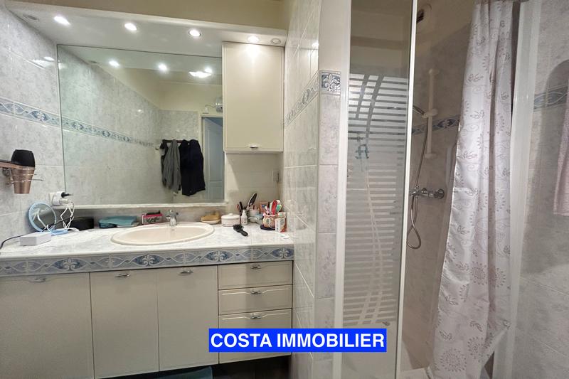 Appartement - 70 m² - 2 pièces