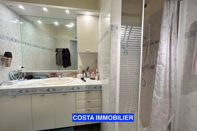 Appartement - 70 m² - 2 pièces