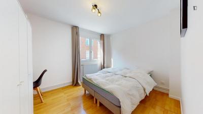 Chambre - 12 m² - 6 pièces