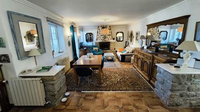 Maison traditionnelle - 109 m² - 5 pièces