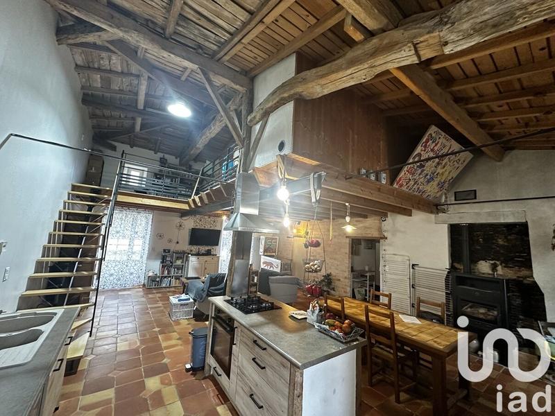 Maison - 188 m² - 7 pièces