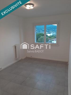 Appartement - 70 m² - 4 pièces