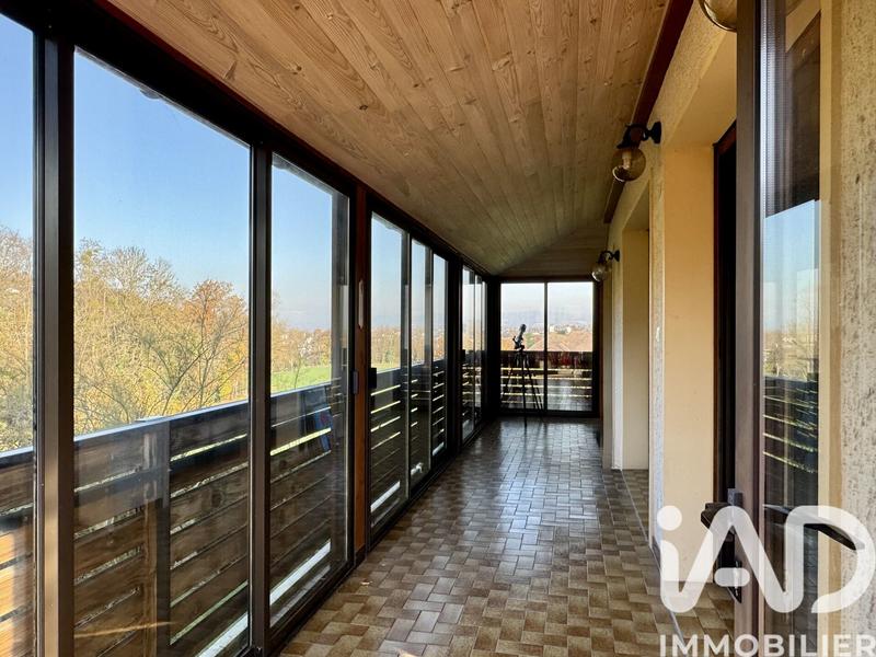 Appartement - 102 m² - 5 pièces