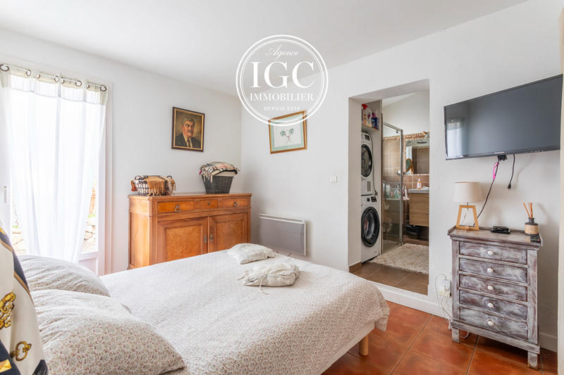 Maison - 180 m² - 5 pièces