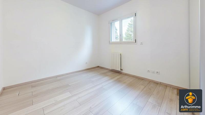 Appartement - 102 m² - 4 pièces