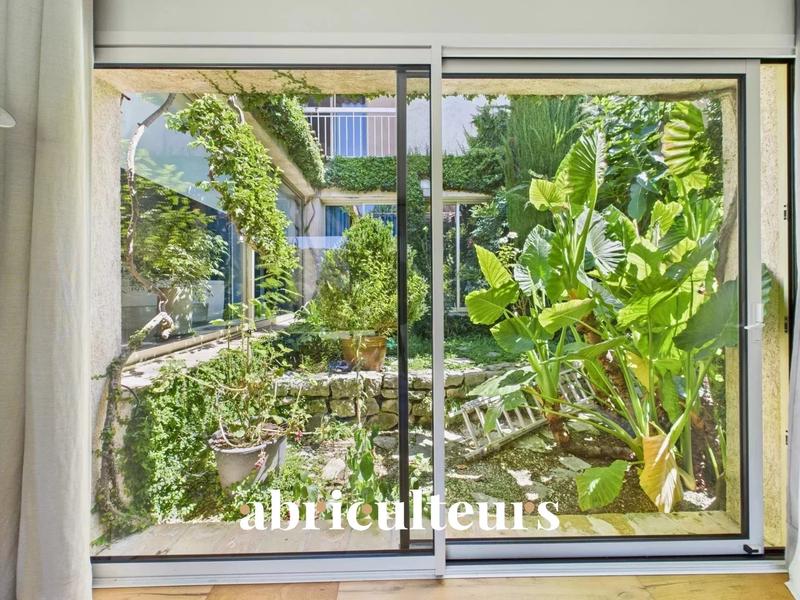 Maison - 276 m² - 7 pièces