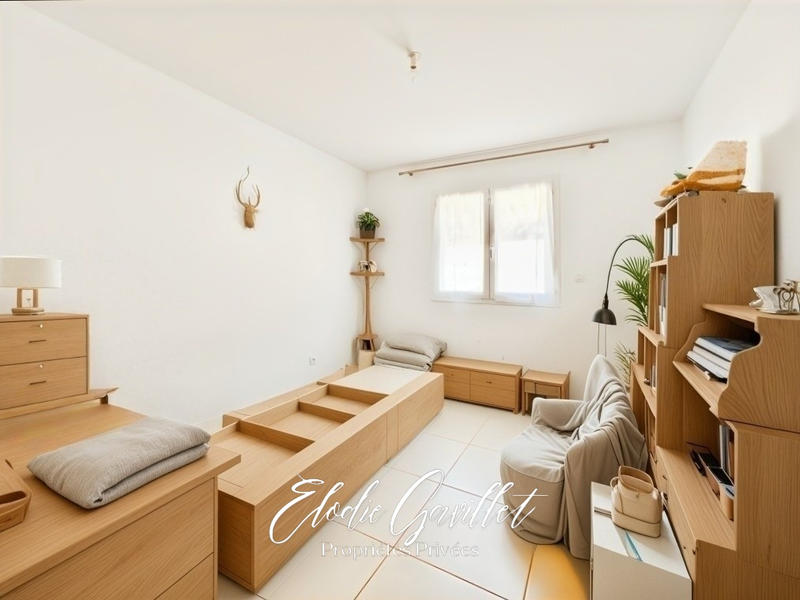 Maison - 90 m² - 5 pièces