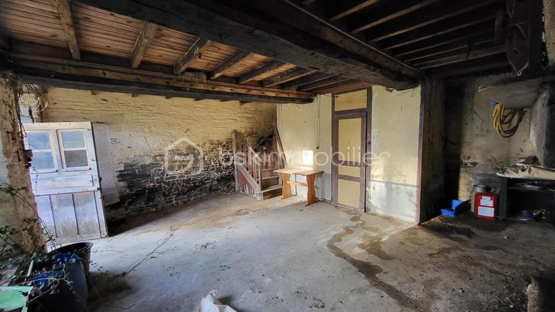 Immeuble - 70 m² - 2 pièces