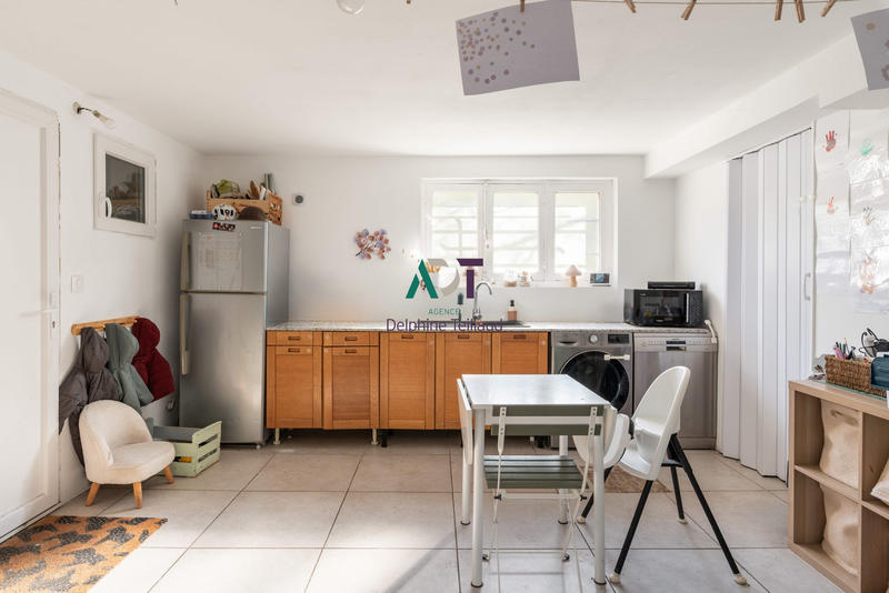 Maison ancienne - 195 m² - 8 pièces