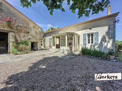 Propriété - 145 m² - 5 pièces