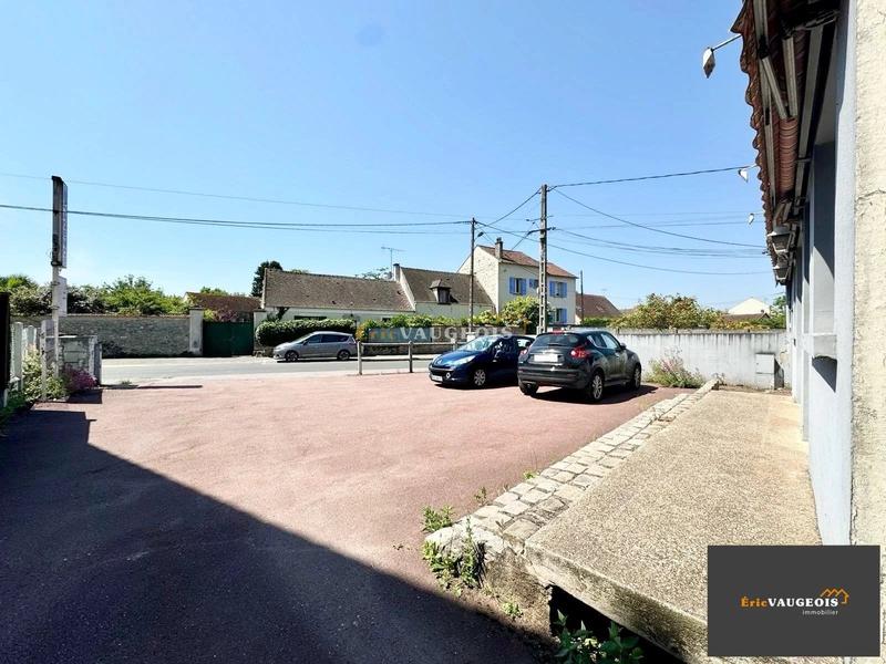 Bureau - 95 m² - 6 pièces