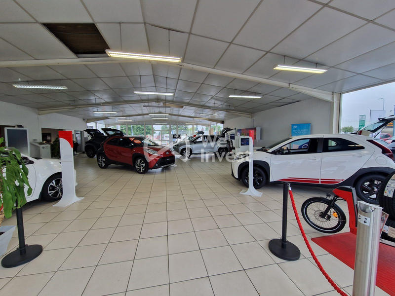 Local commercial - 700 m²