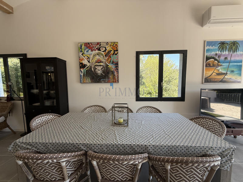 Villa - 145 m² - 5 pièces