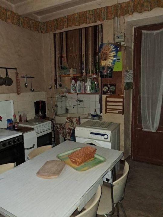 Maison de village - 420 m² - 11 pièces