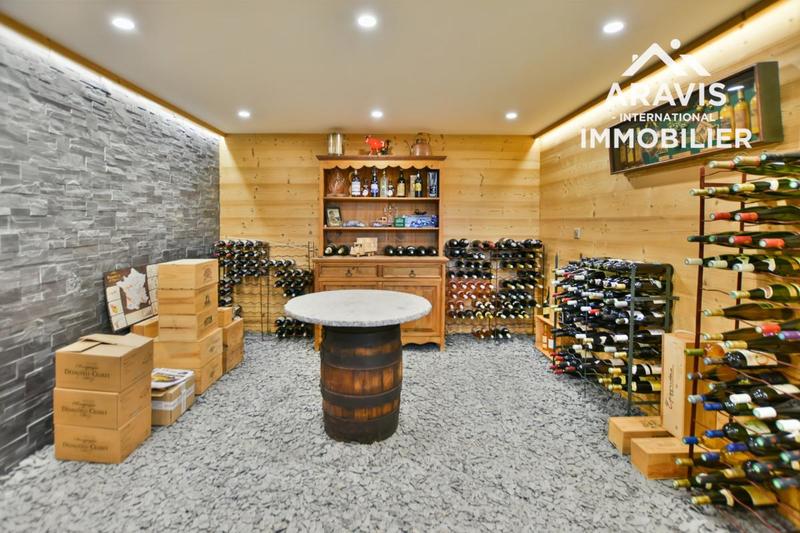 Châlet - 200 m² - 6 pièces