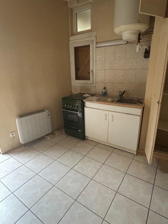 Immeuble - 211 m² - 11 pièces