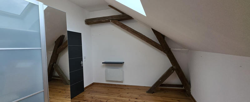 Loft - 153 m² - 5 pièces