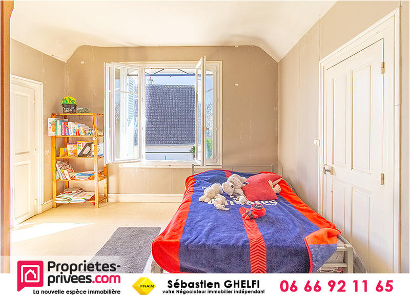 Maison - 115 m² - 9 pièces