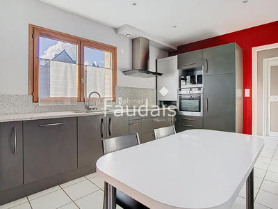 Maison - 127 m² - 6 pièces