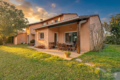 Maison - 176 m² - 6 pièces