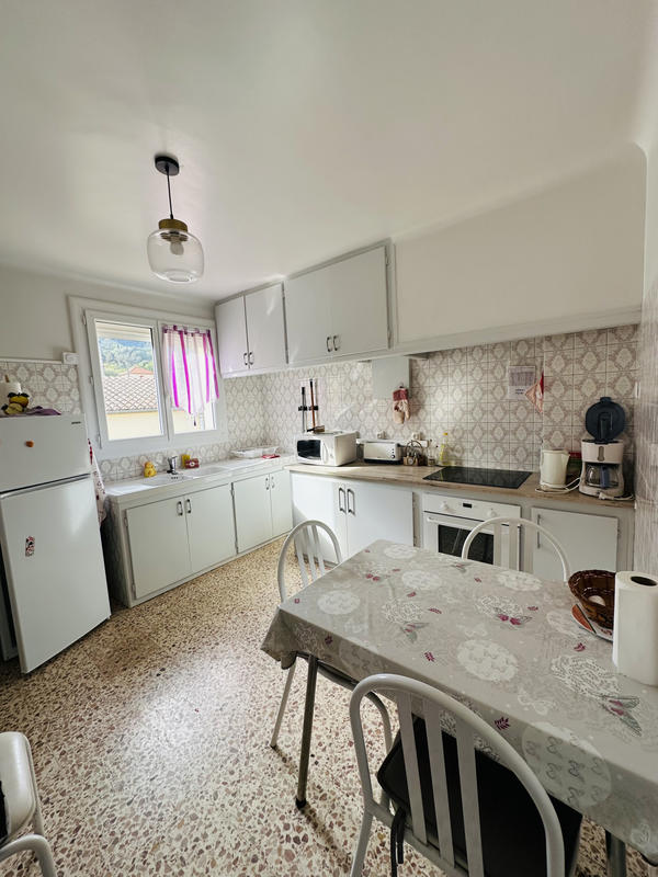 Maison - 170 m² - 8 pièces