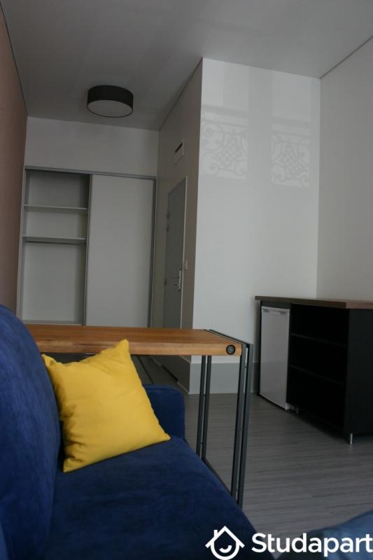 Chambre - 20 m² - 1 pièce