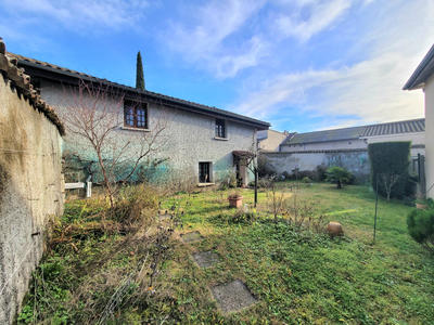 Maison - 254 m² - 10 pièces